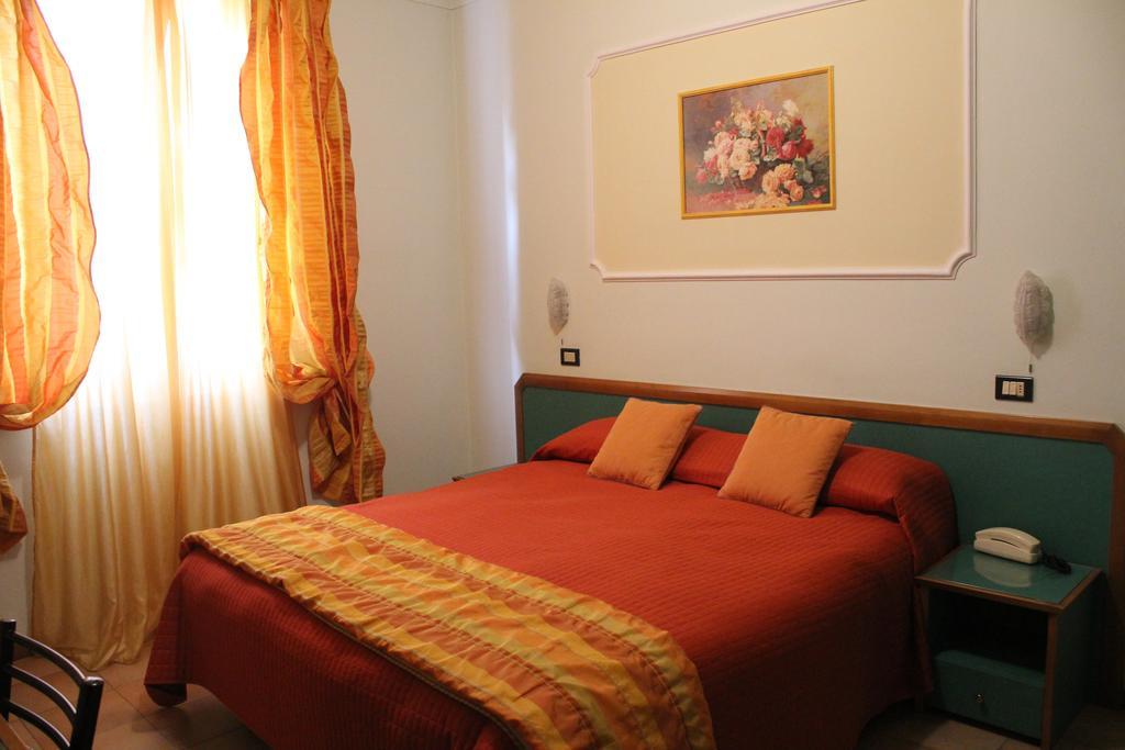 Hotel La Torre Rimini Eksteriør bilde