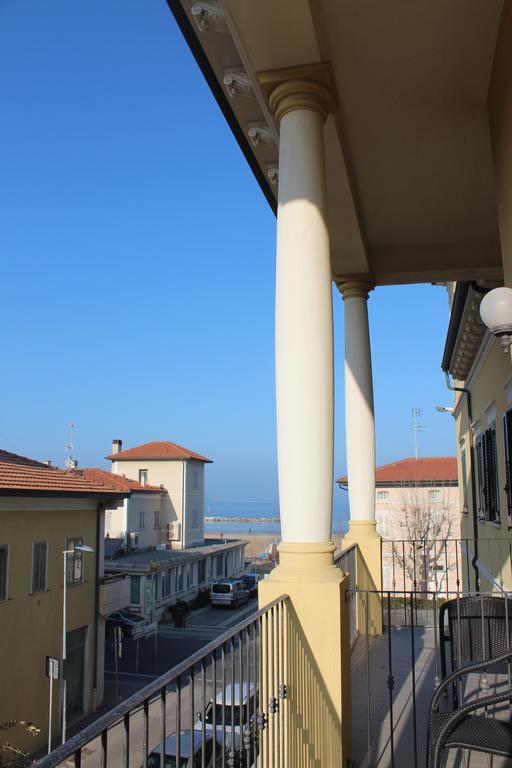 Hotel La Torre Rimini Eksteriør bilde