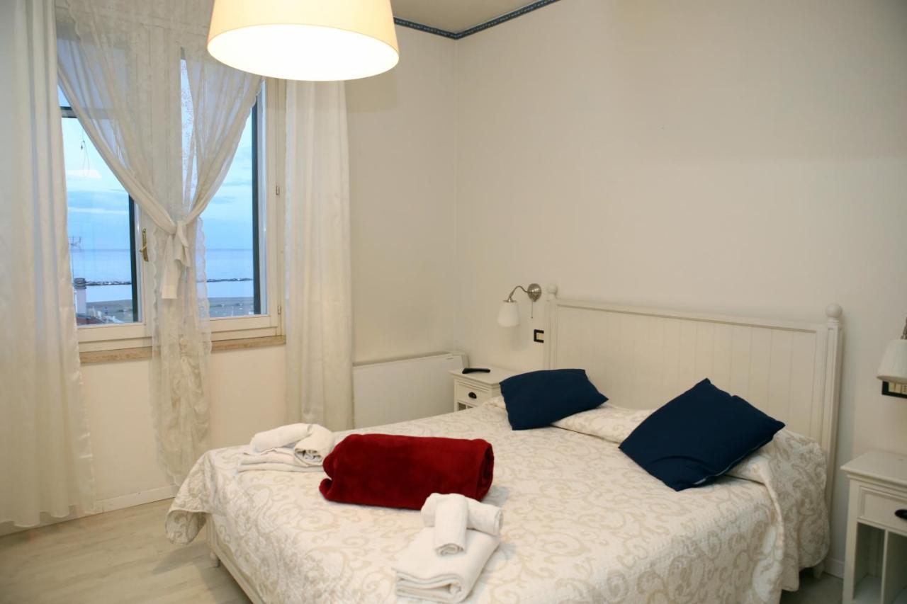 Hotel La Torre Rimini Eksteriør bilde