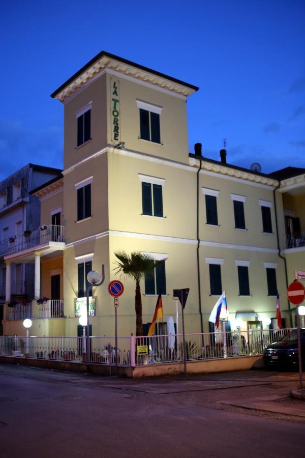 Hotel La Torre Rimini Eksteriør bilde