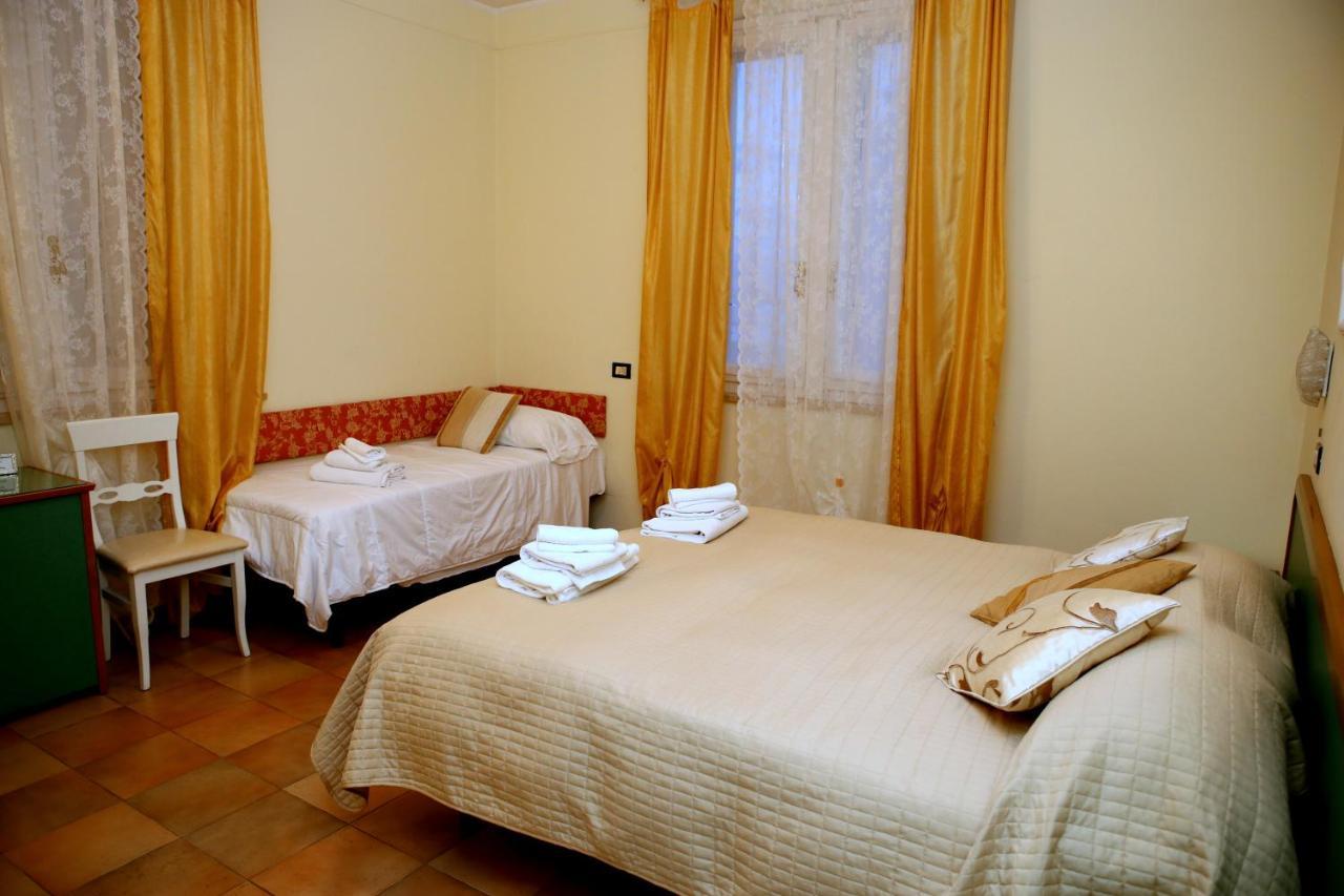 Hotel La Torre Rimini Eksteriør bilde