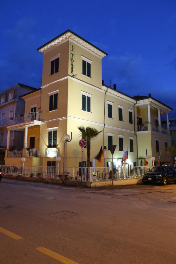 Hotel La Torre Rimini Eksteriør bilde