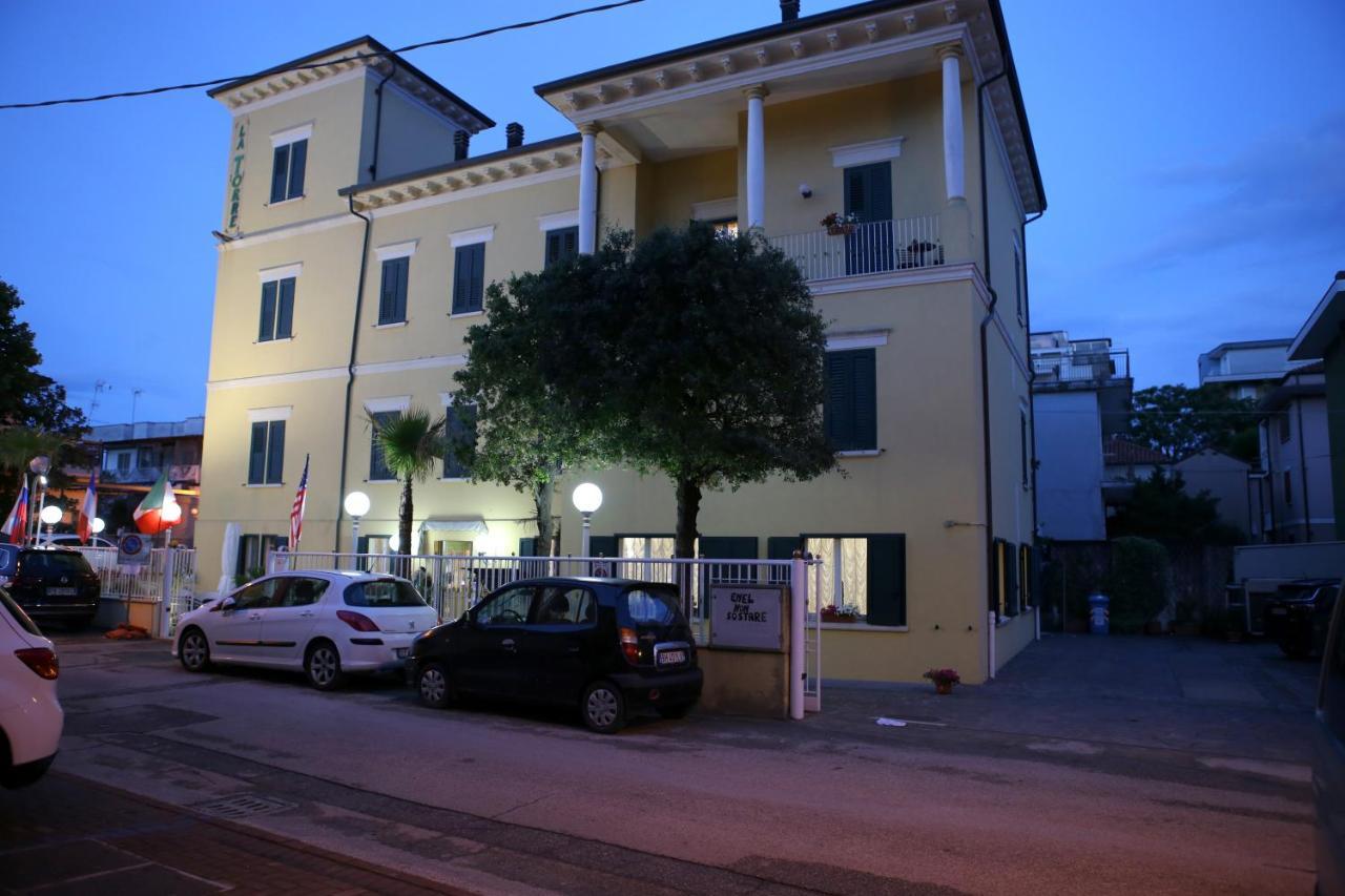 Hotel La Torre Rimini Eksteriør bilde