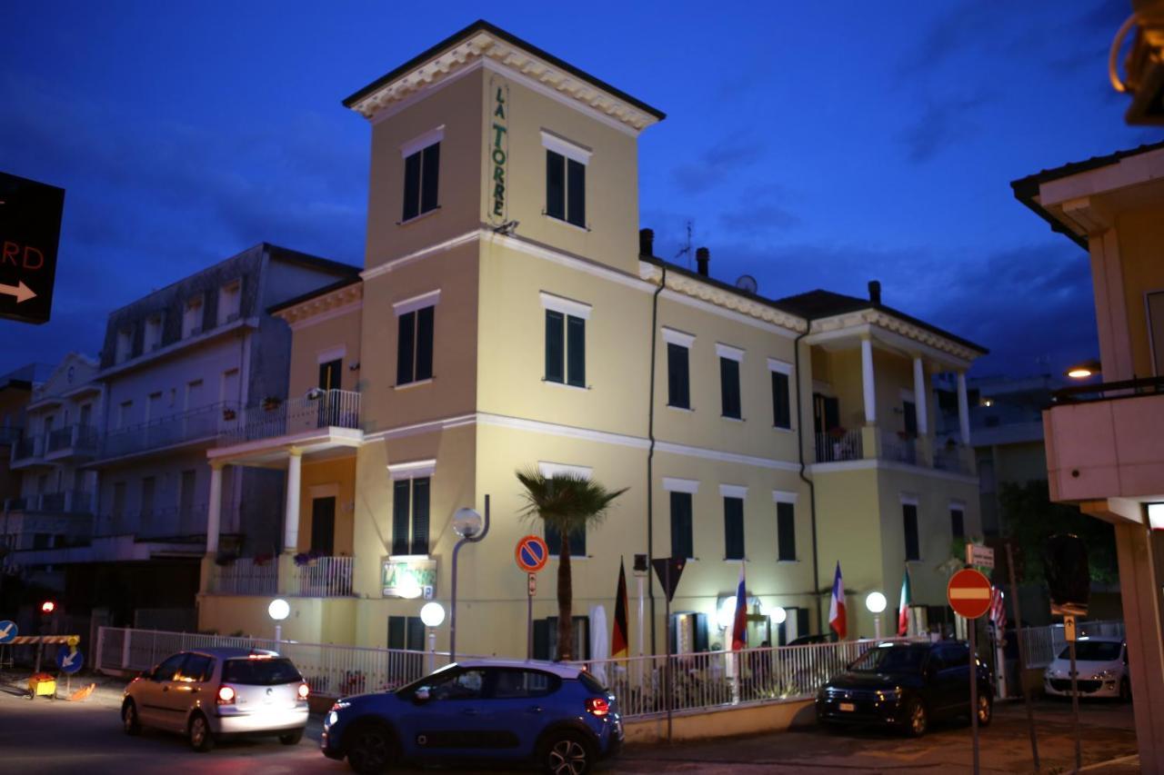 Hotel La Torre Rimini Eksteriør bilde